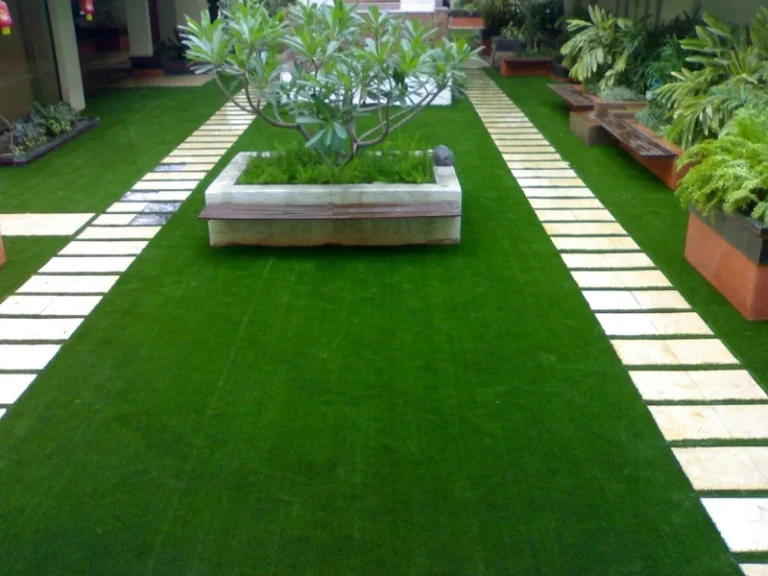 Fake Grass Carpets in UAE